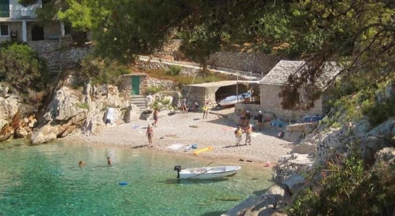 Holiday House Jakov Gdinj Εξωτερικό φωτογραφία
